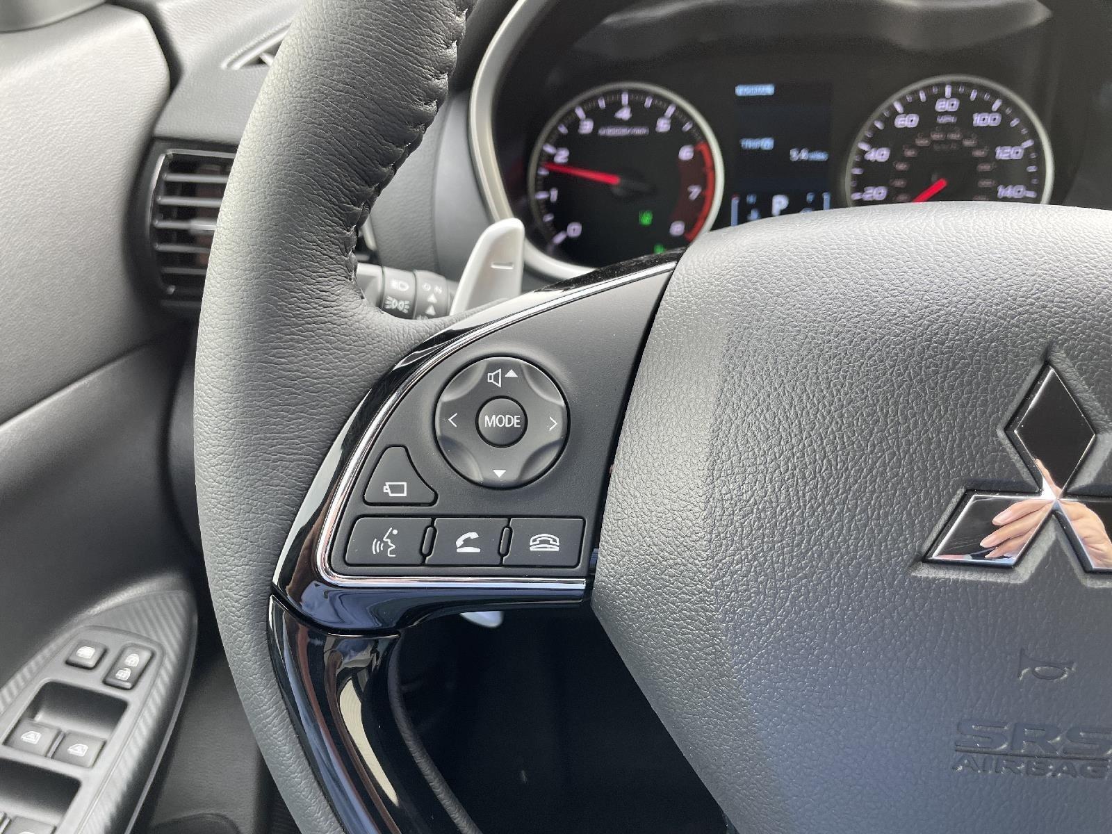 2024 Mitsubishi Eclipse Cross SEL photo 11