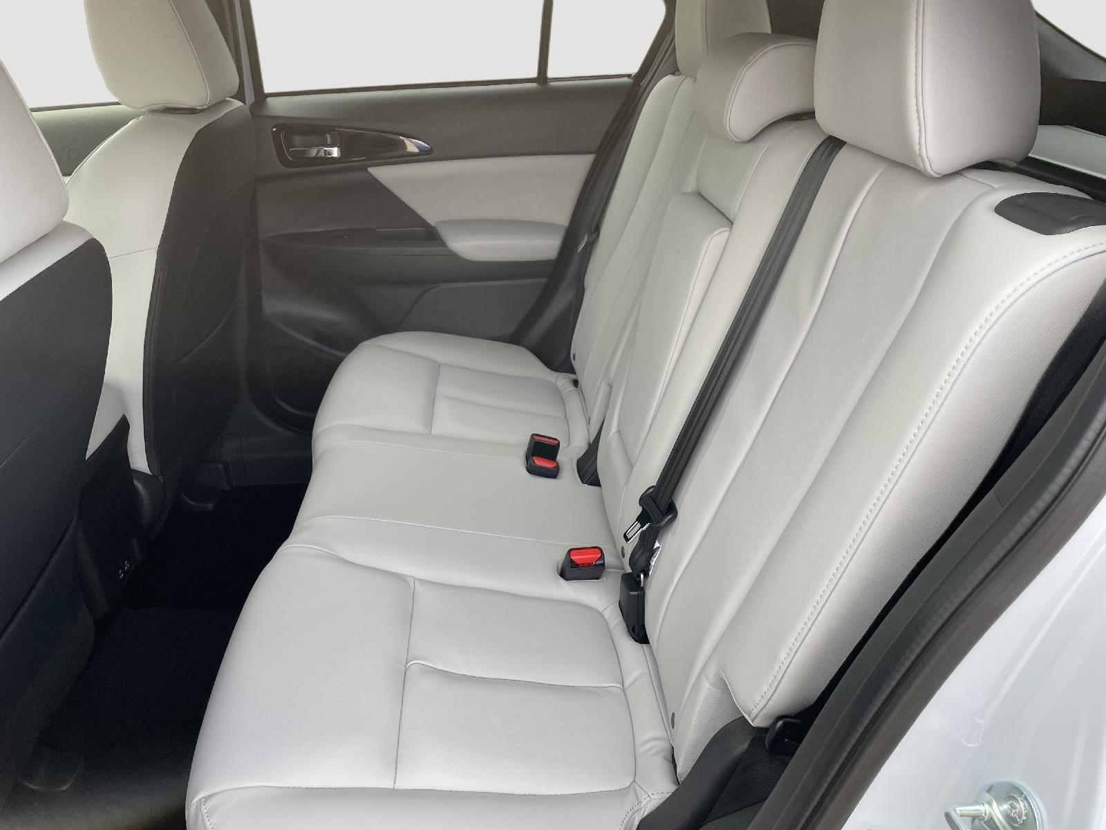 2024 Mitsubishi Eclipse Cross SEL photo 17