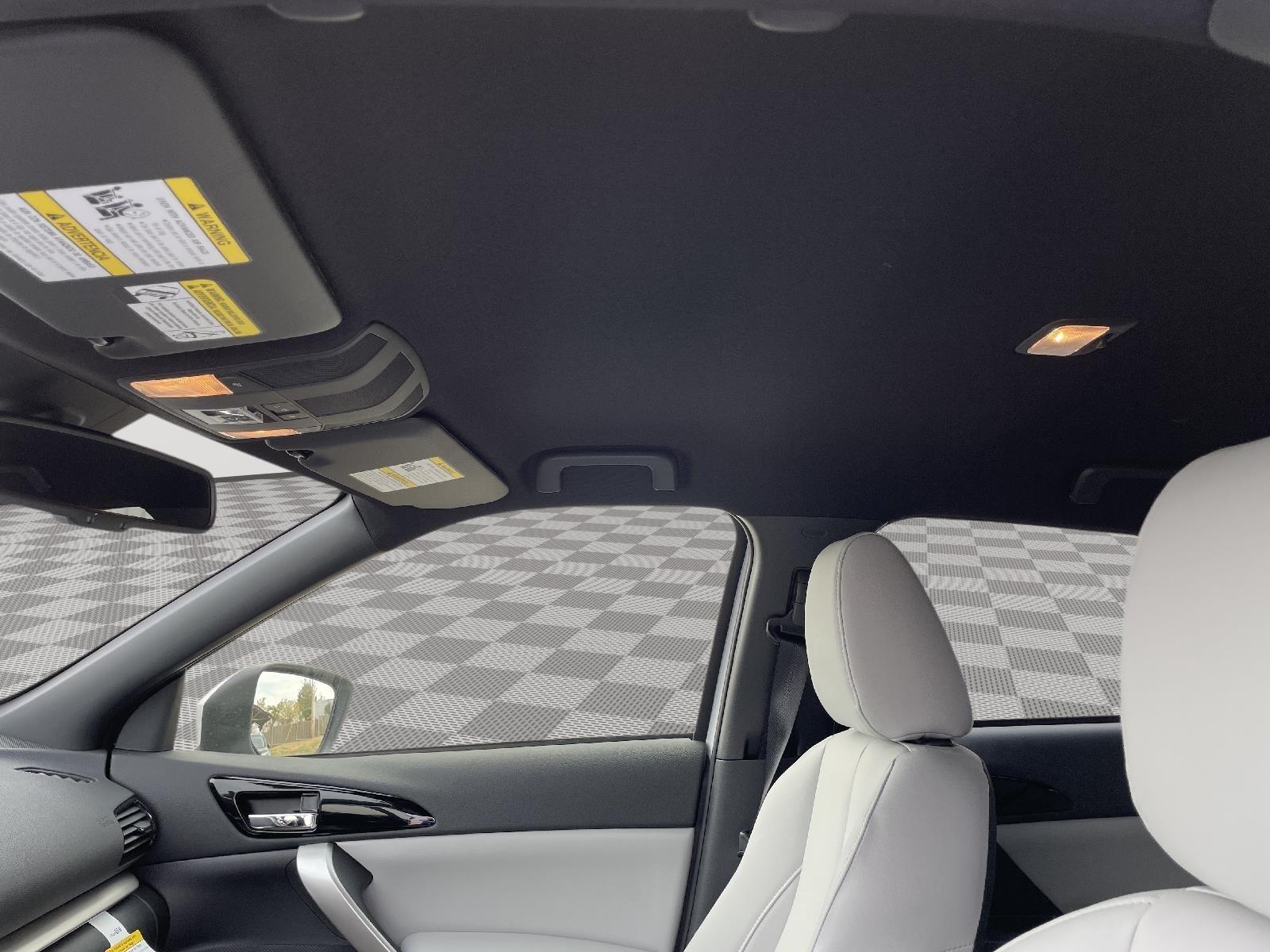 2024 Mitsubishi Eclipse Cross SEL photo 18