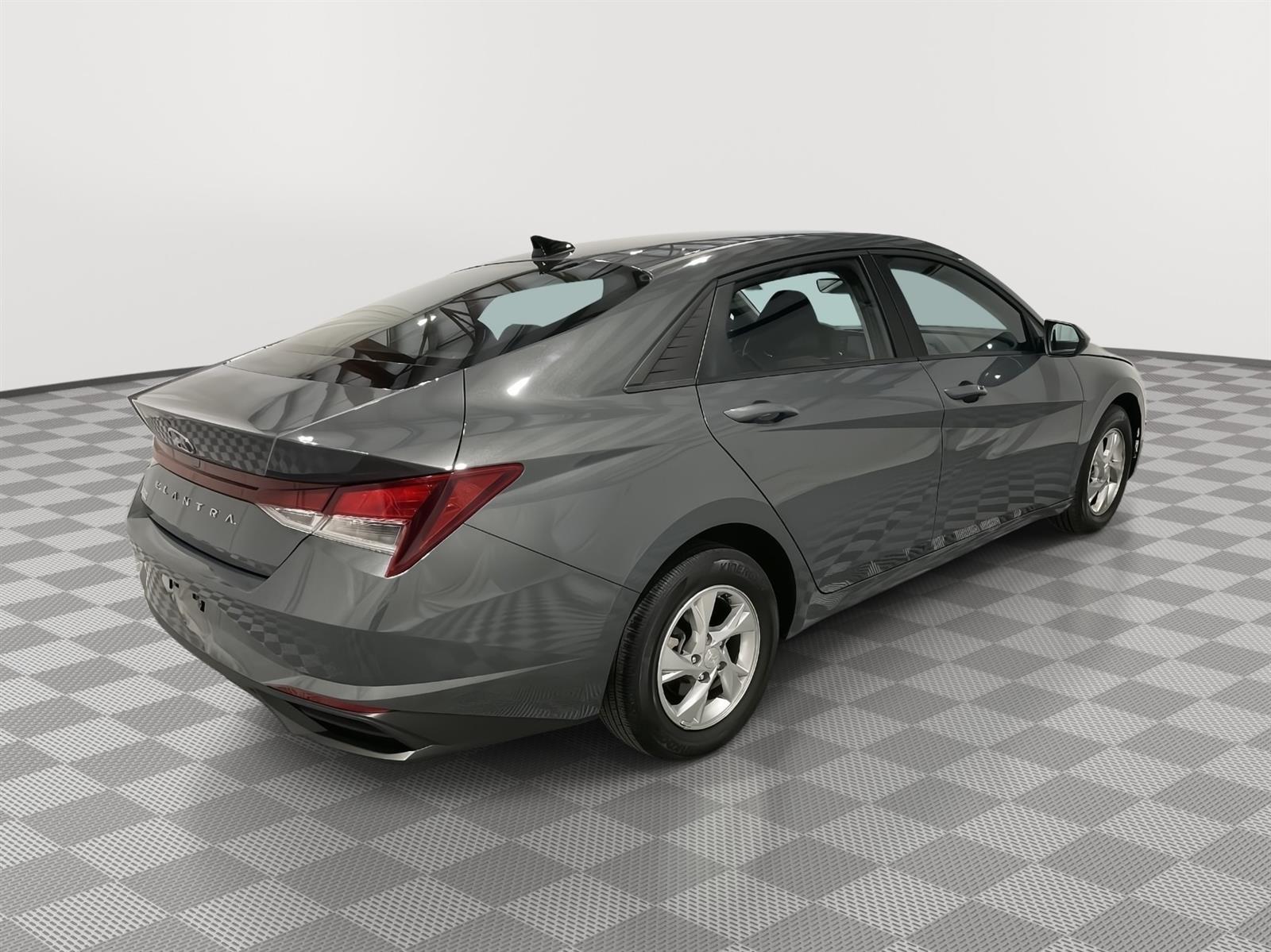 Used 2023 Hyundai Elantra SE Sedan for sale in St Joseph MO