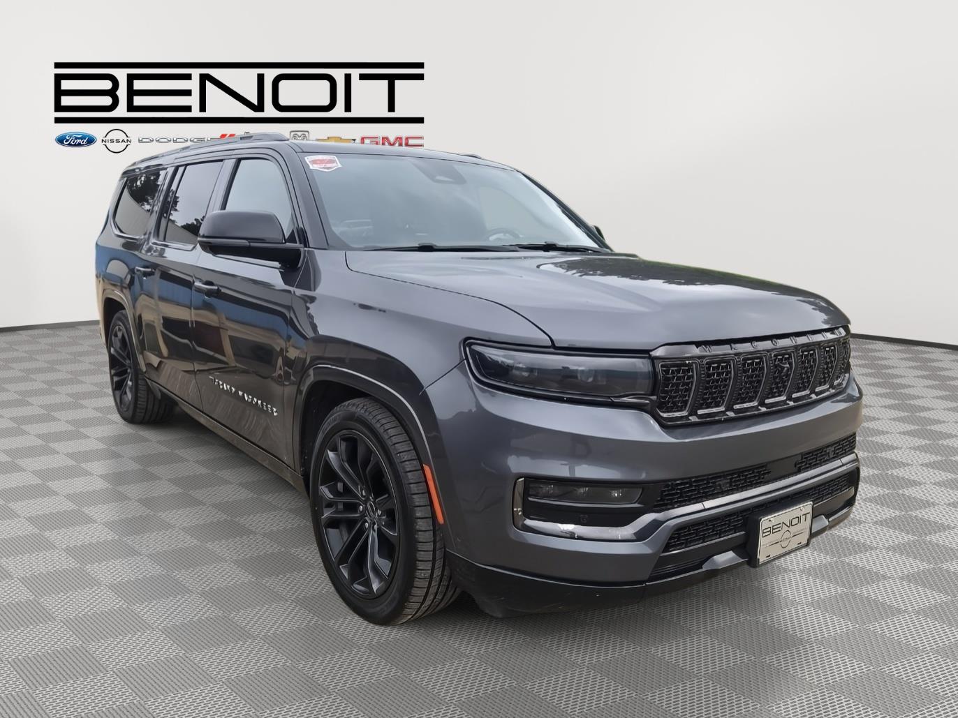 View vehicle photo 3