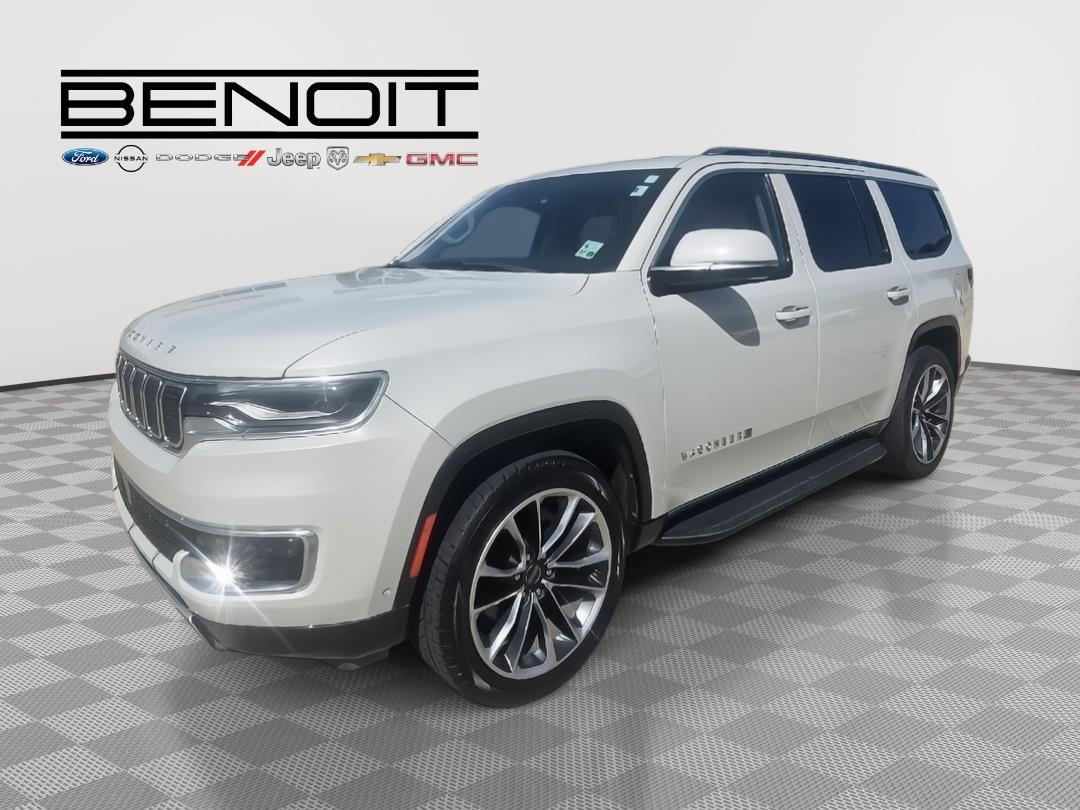 Luxury White Pearlcoat 2022 Jeep Wagoneer SUV / Crossover Four-Wheel Drive 8-Speed Automatic