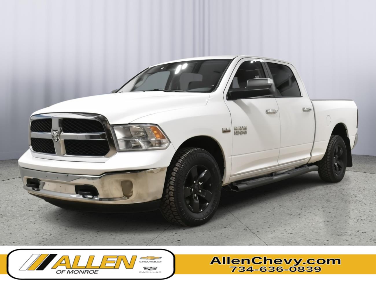 2017 RAM 1500 SLT Crew Cab 4WD