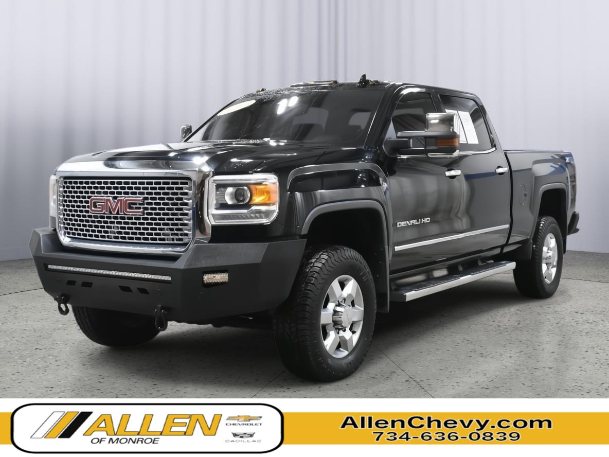 2015 GMC Sierra 3500HD Denali Crew Cab LB DRW 4WD