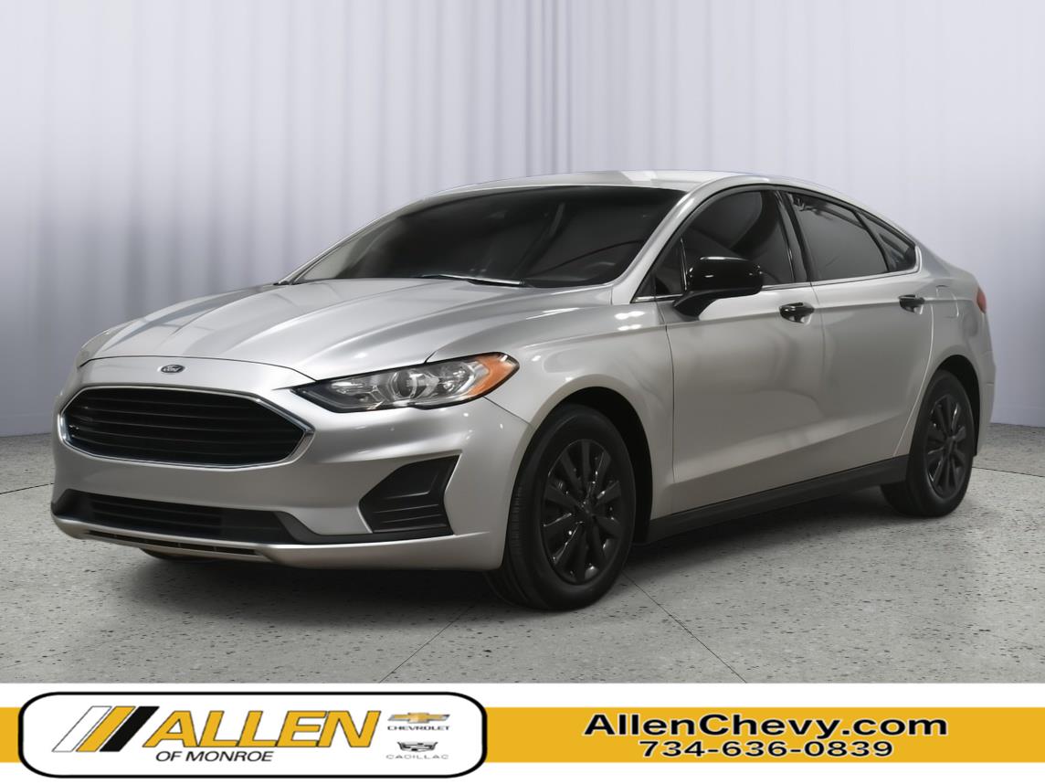 2020 Ford Fusion S FWD