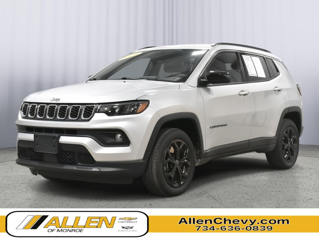Silver Zynith Metallic Clearcoat 2025 Jeep Compass SUV / Crossover Four-Wheel Drive 8-Speed Automatic