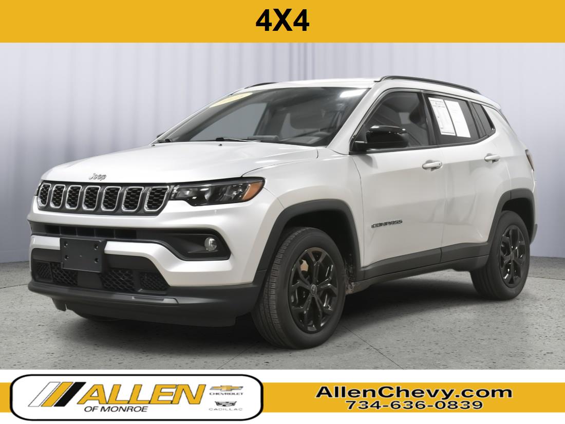 Silver Zynith Metallic Clearcoat 2025 Jeep Compass SUV / Crossover Four-Wheel Drive 8-Speed Automatic