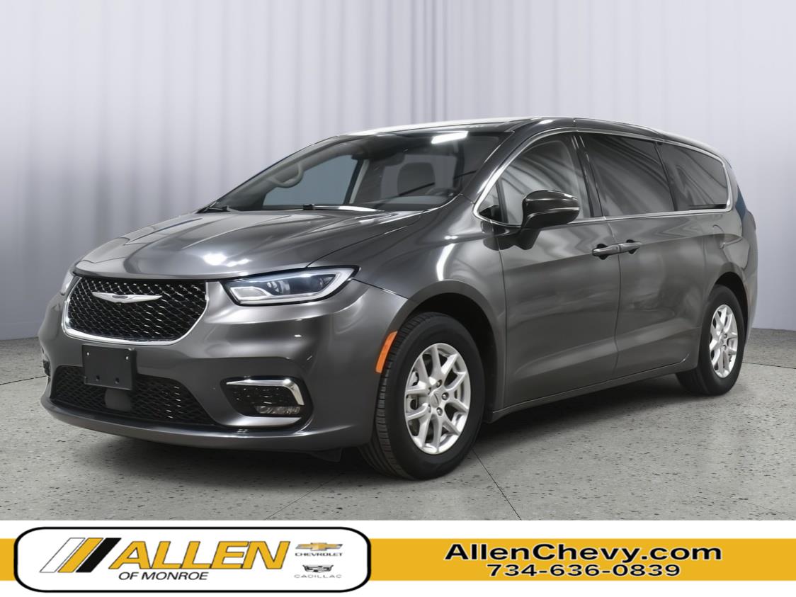 Gray (Granite Crystal Metallic Clearcoat) 2023 Chrysler Pacifica Minivan Front-Wheel Drive 9-Speed Automatic