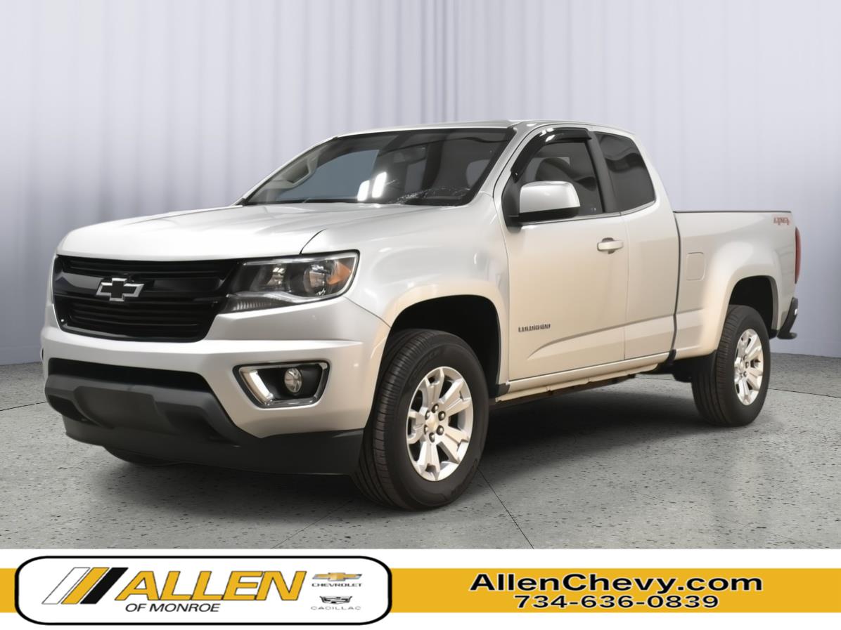 Silver Ice Metallic 2018 Chevrolet Colorado Pickup Truck Four-Wheel Drive 8-Speed Automatic