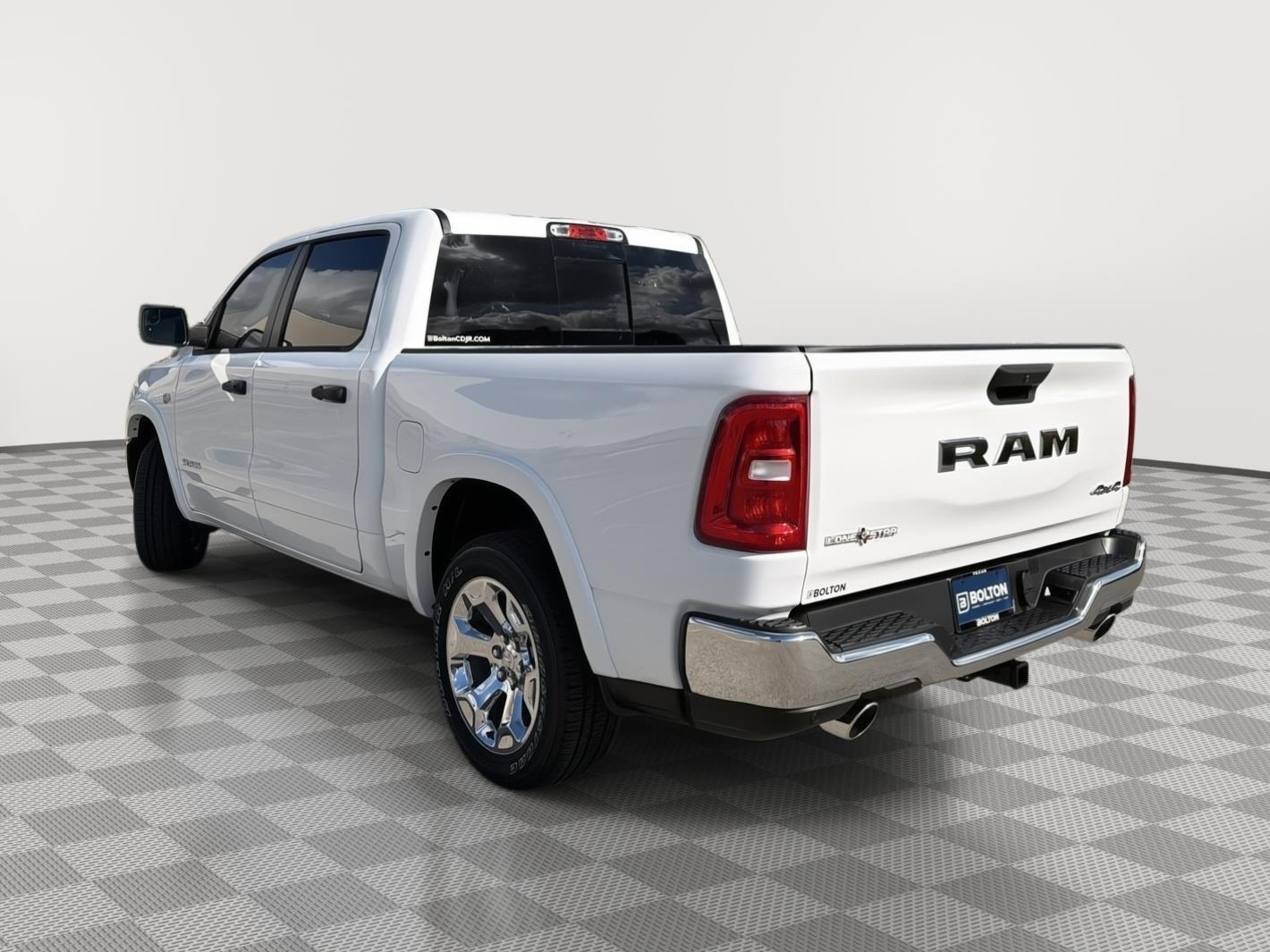 View vehicle photo 3