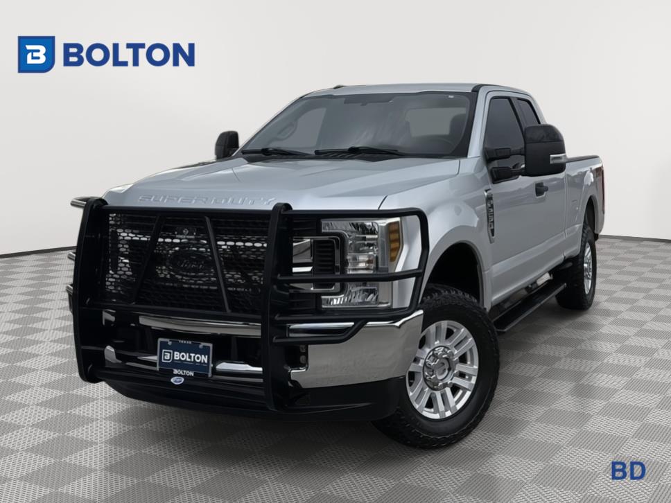 Ingot Silver Metallic 2018 Ford F-250 Super Duty XLT SuperCab 4WD Pickup Truck Four-Wheel Drive 6-Speed Automatic