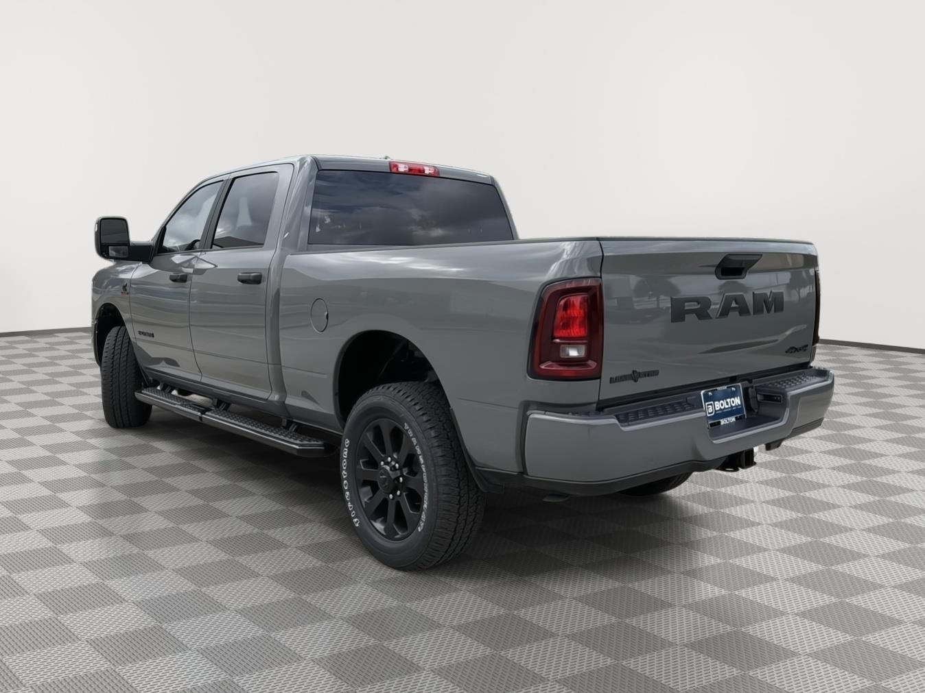 View vehicle photo 3