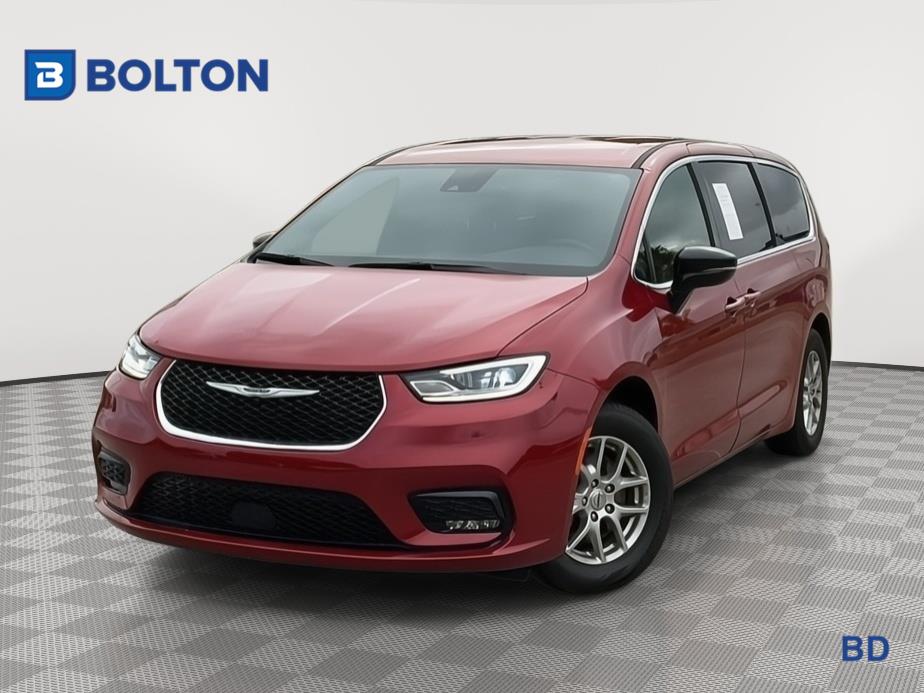 Red Hot Pearlcoat 2025 Chrysler Pacifica Minivan Front-Wheel Drive 9-Speed Automatic