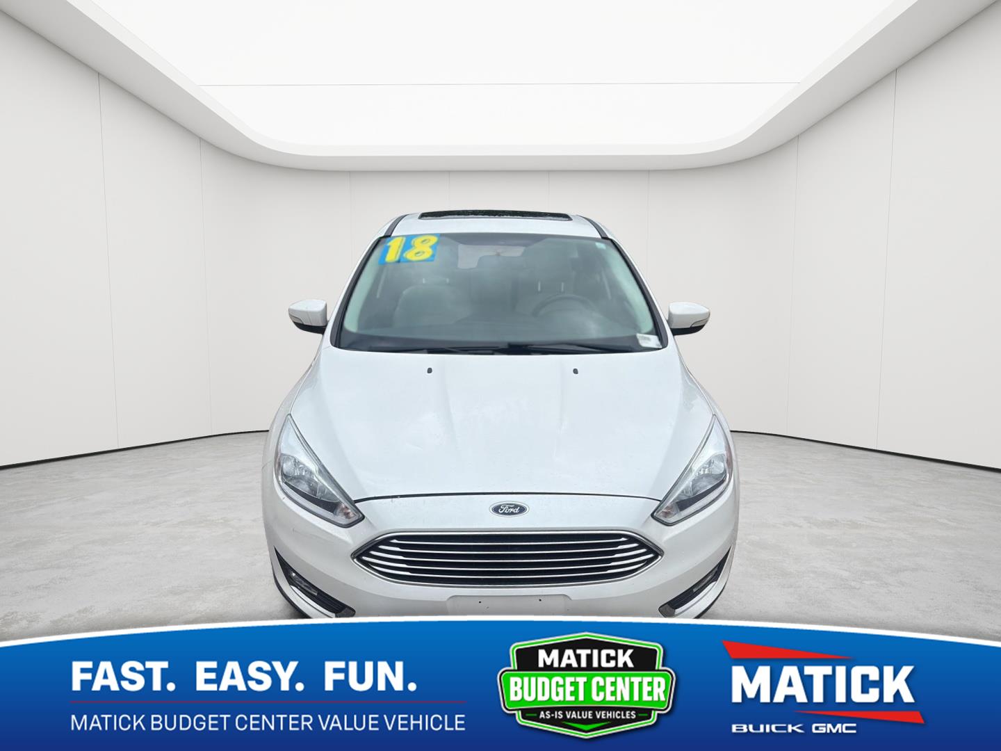 White Platinum Metallic Tri-Coat 2018 Ford Focus Hatchback Front-Wheel Drive 6-Speed Automatic