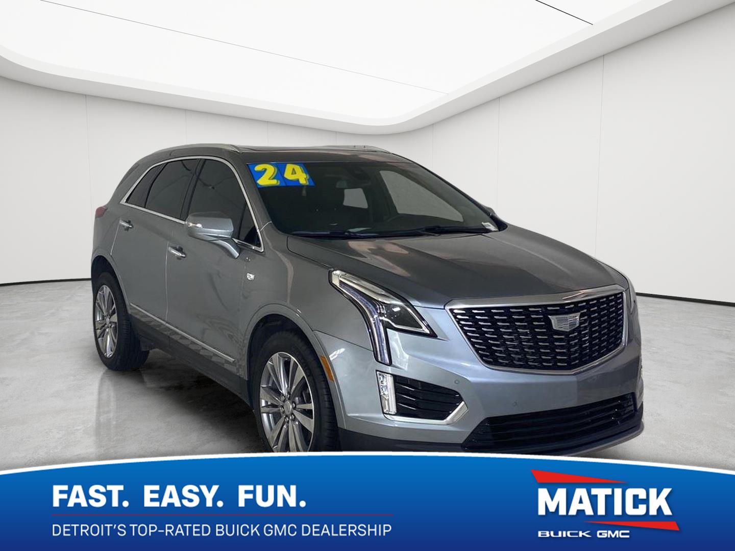 Argent Silver Metallic 2024 Cadillac XT5 SUV / Crossover Four-Wheel Drive 9-Speed Automatic