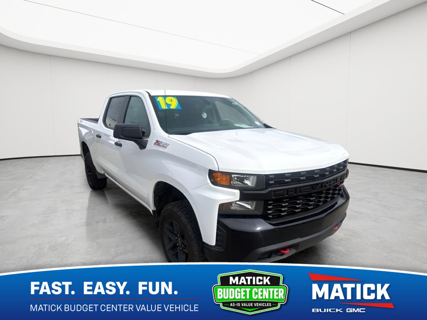 Summit White 2019 Chevrolet Silverado 1500 Pickup Truck Four-Wheel Drive 6-Speed Automatic