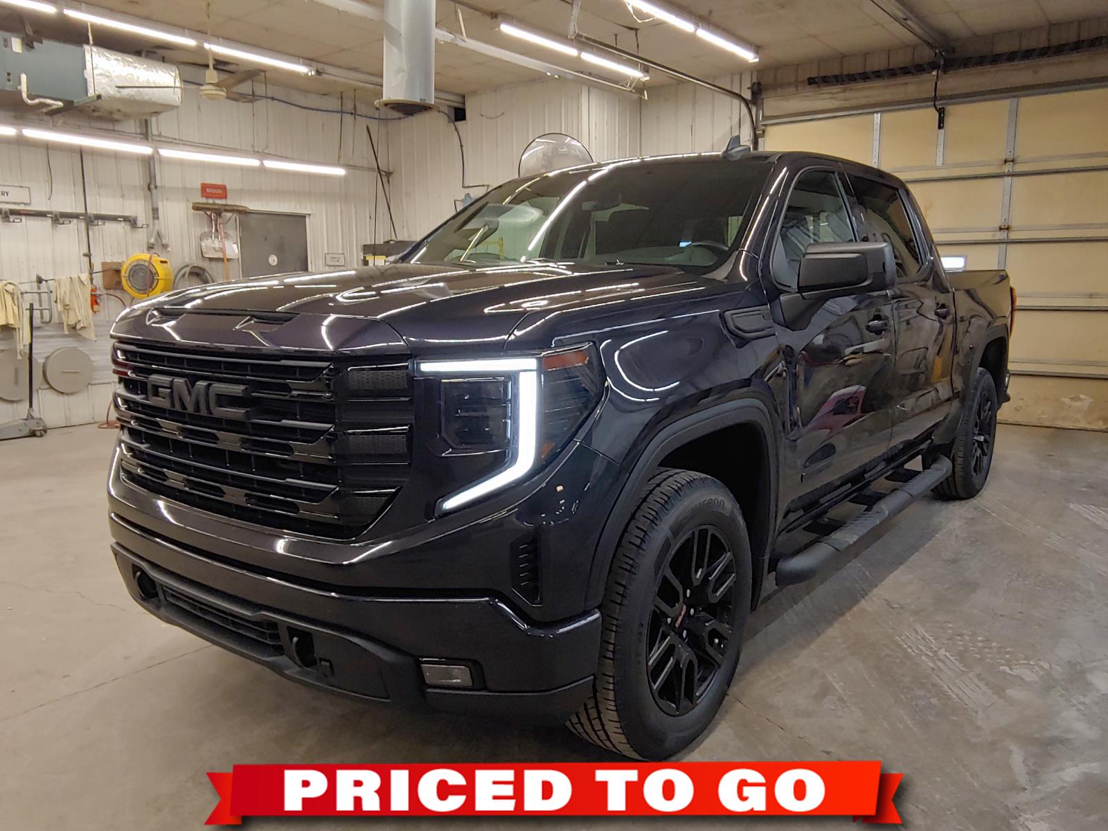 2023 GMC Sierra 1500 Elevation Crew Cab 4WD