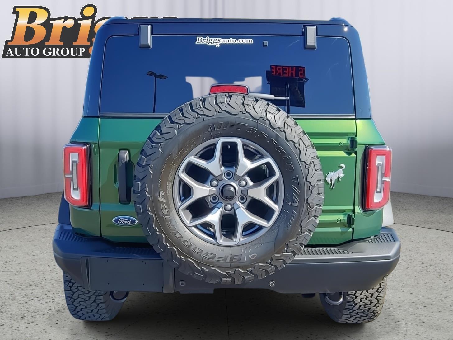 View vehicle photo 7