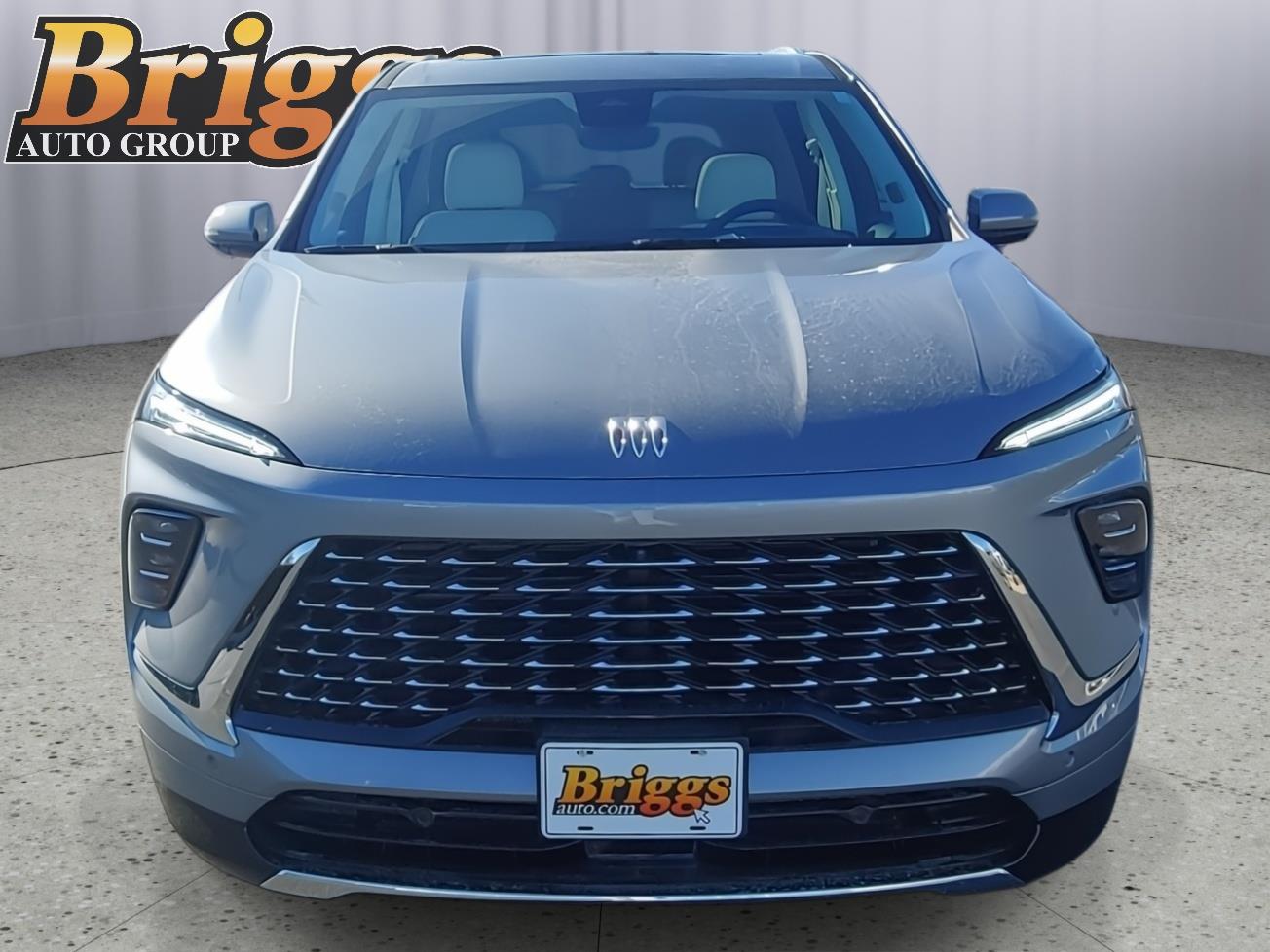 View vehicle photo 2