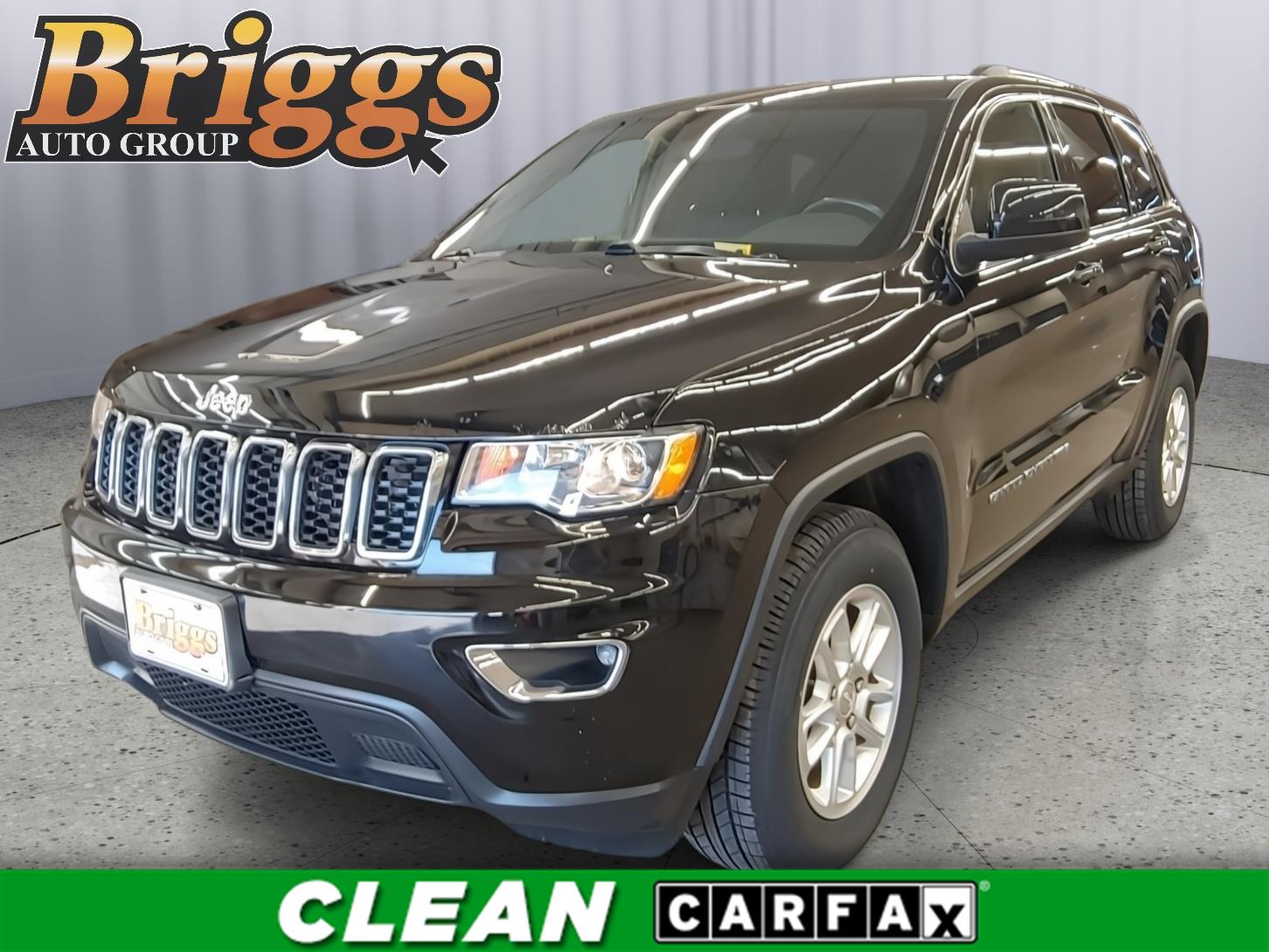 Diamond Black Crystal Pearlcoat 2019 Jeep Grand Cherokee Laredo E 4WD SUV / Crossover Four-Wheel Drive 8-Speed Automatic