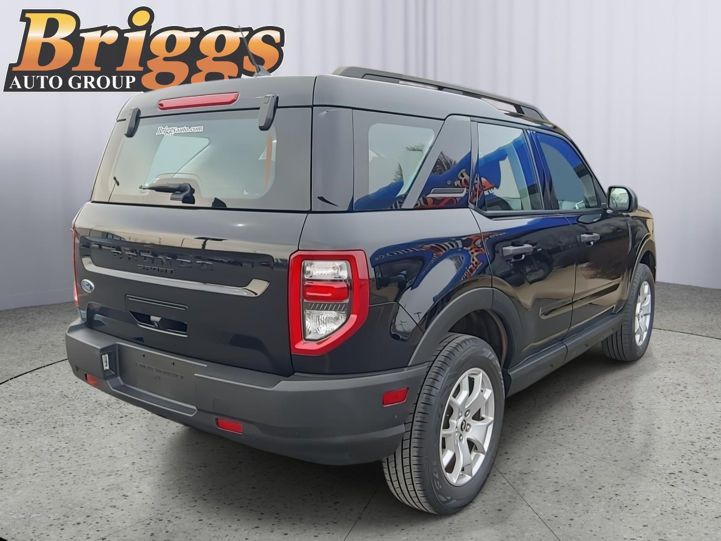 View vehicle photo 6