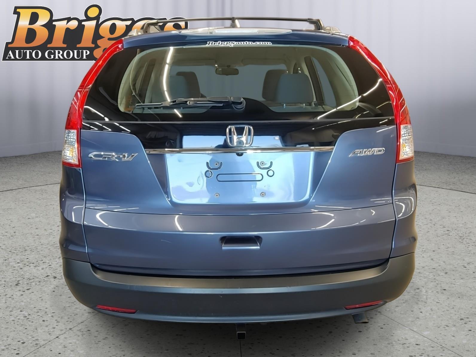 View vehicle photo 7