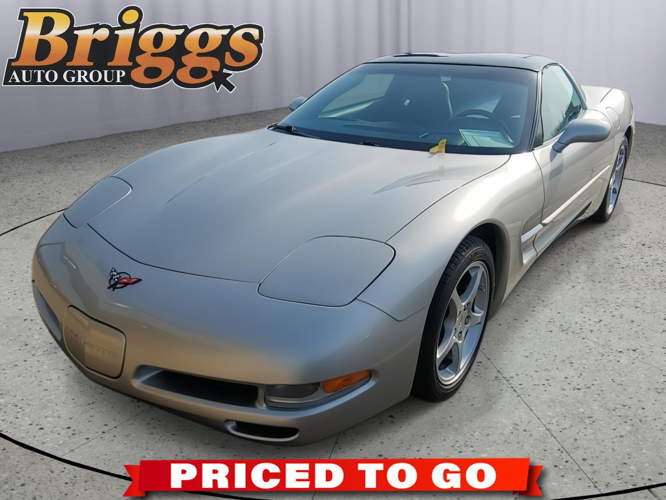 Machine Silver Metallic 2004 Chevrolet Corvette Coupe RWD Coupe Rear-Wheel Drive 4-Speed Automatic Overdrive