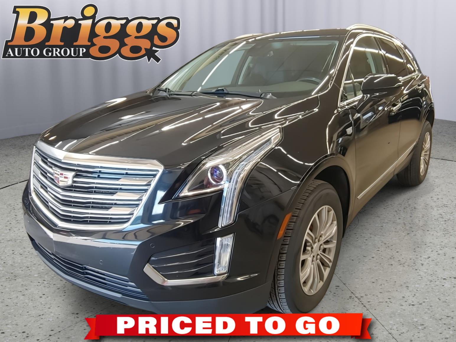 Stellar Black Metallic 2019 Cadillac XT5 Luxury AWD SUV / Crossover Four-Wheel Drive 8-Speed Automatic