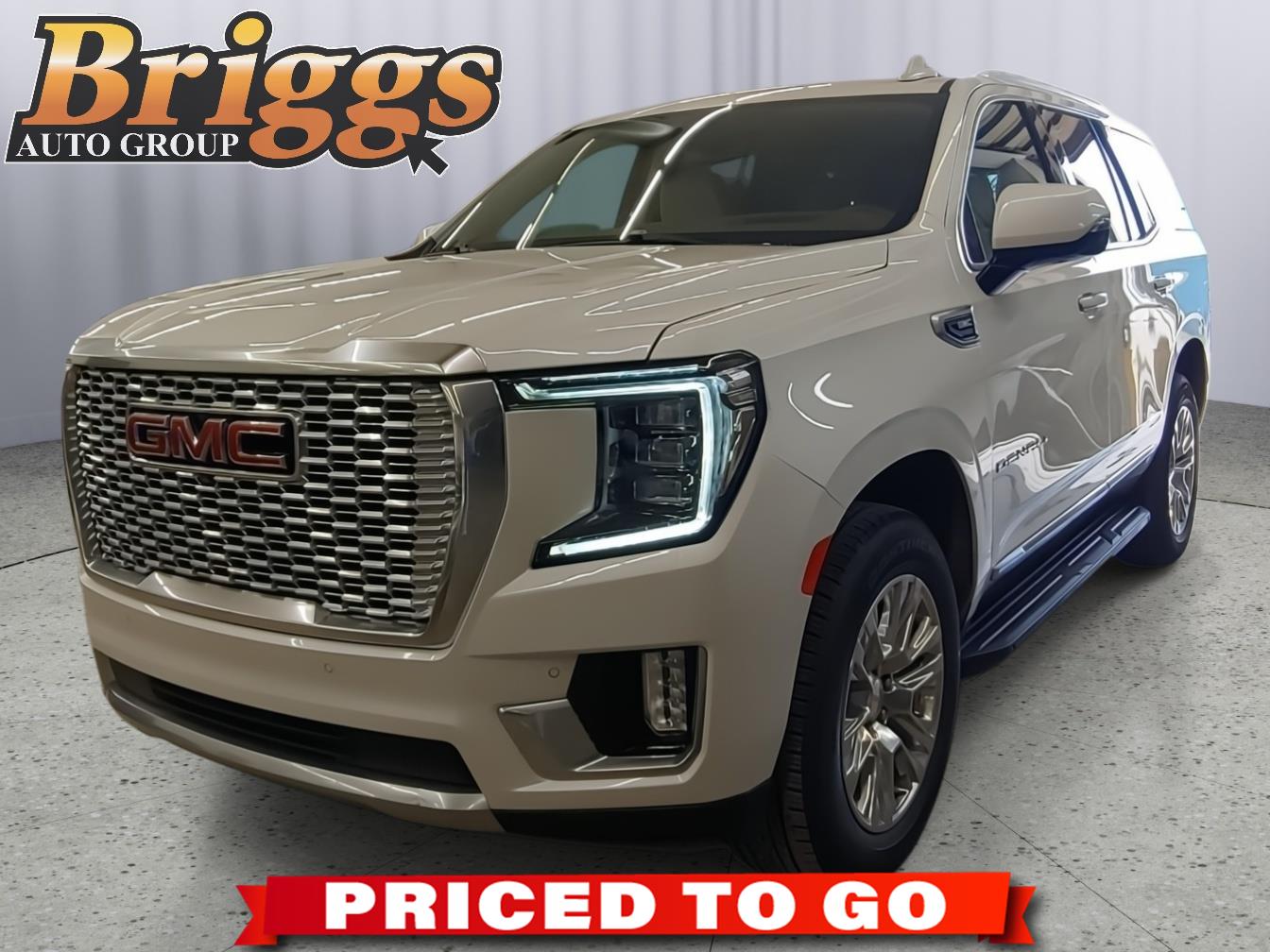 White Frost Tricoat 2022 GMC Yukon Denali RWD SUV / Crossover 4X2 Automatic