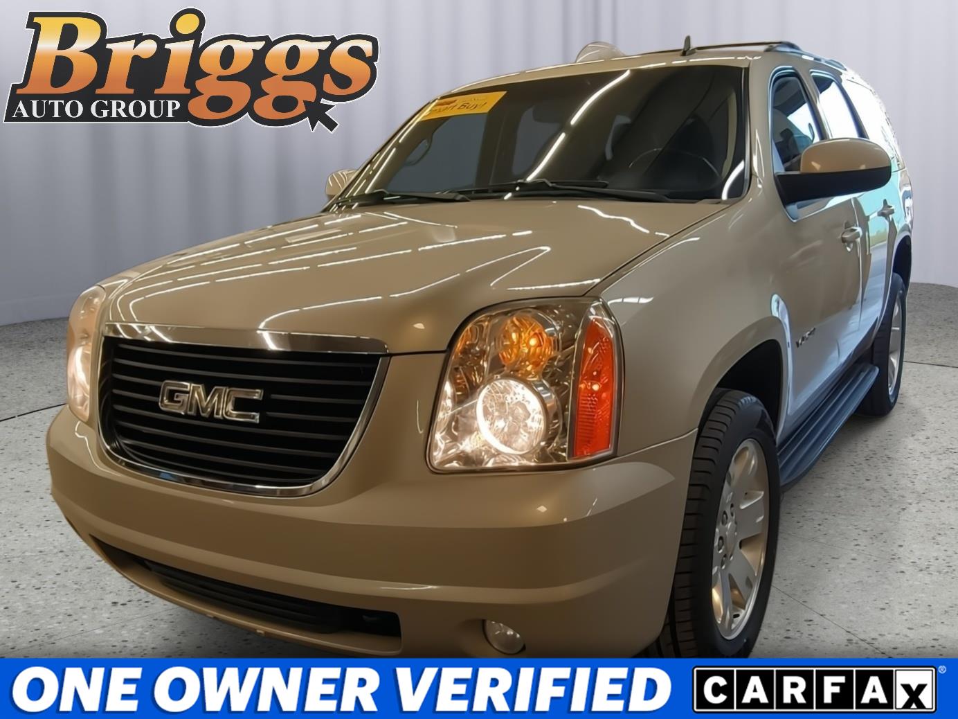 Champagne Silver Metallic 2013 GMC Yukon SLT 4WD SUV / Crossover Four-Wheel Drive 6-Speed Automatic