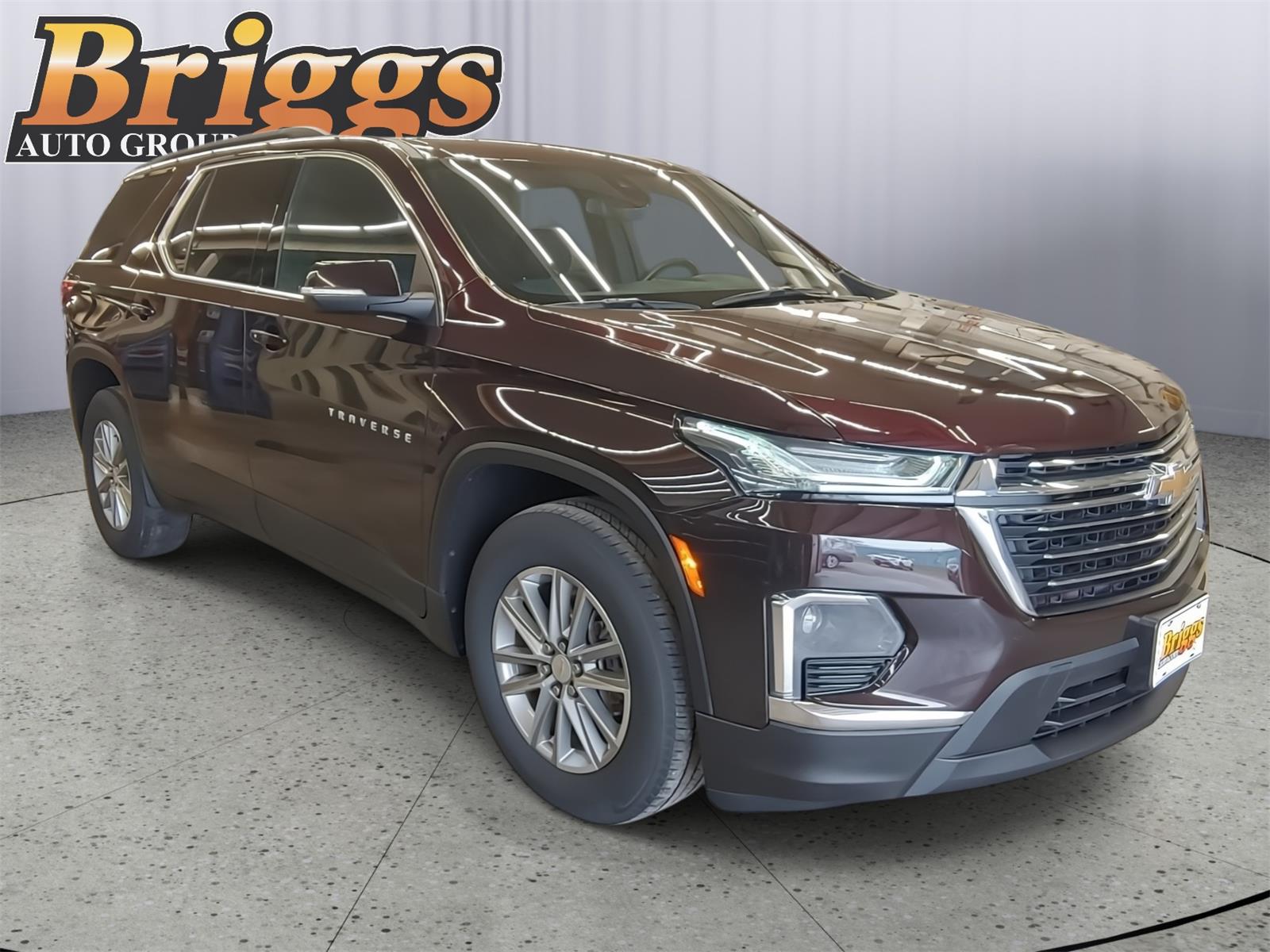 View vehicle photo 4