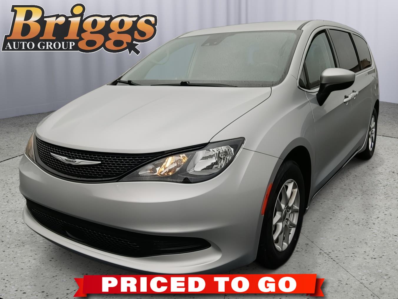 Silver Mist Clearcoat 2023 Chrysler Voyager LX FWD Minivan Front-Wheel Drive 9-Speed Automatic