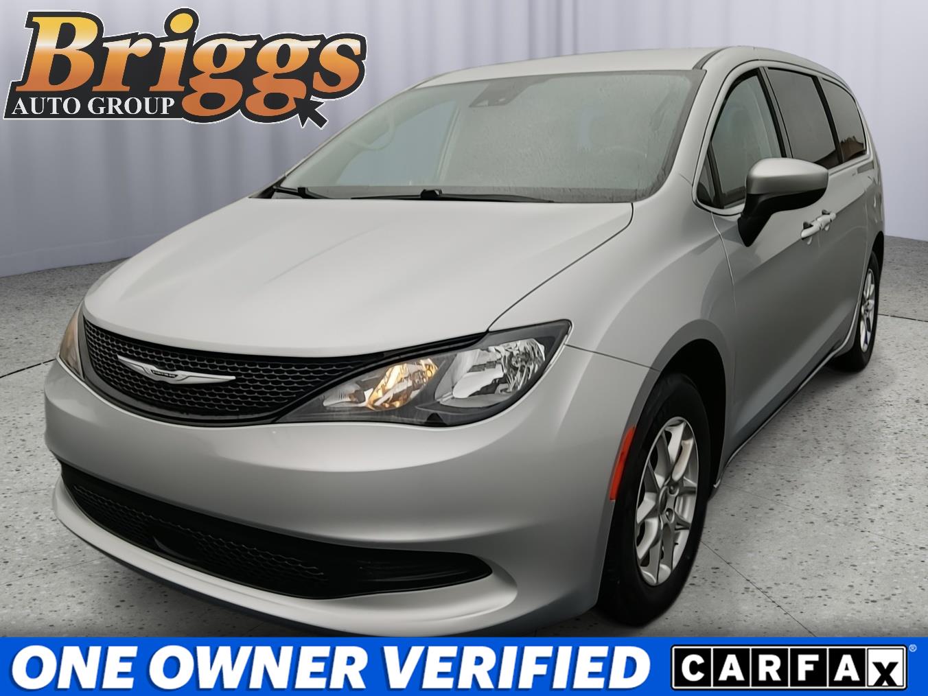 Silver Mist Clearcoat 2023 Chrysler Voyager LX FWD Minivan Front-Wheel Drive 9-Speed Automatic