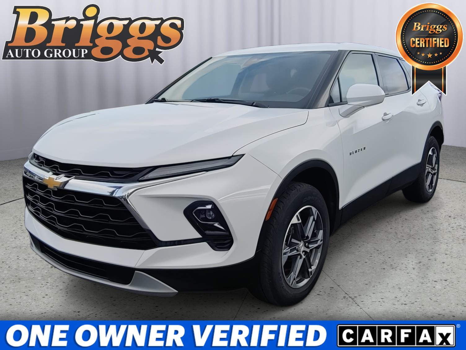 Summit White 2025 Chevrolet Blazer SUV / Crossover 9-Speed Automatic