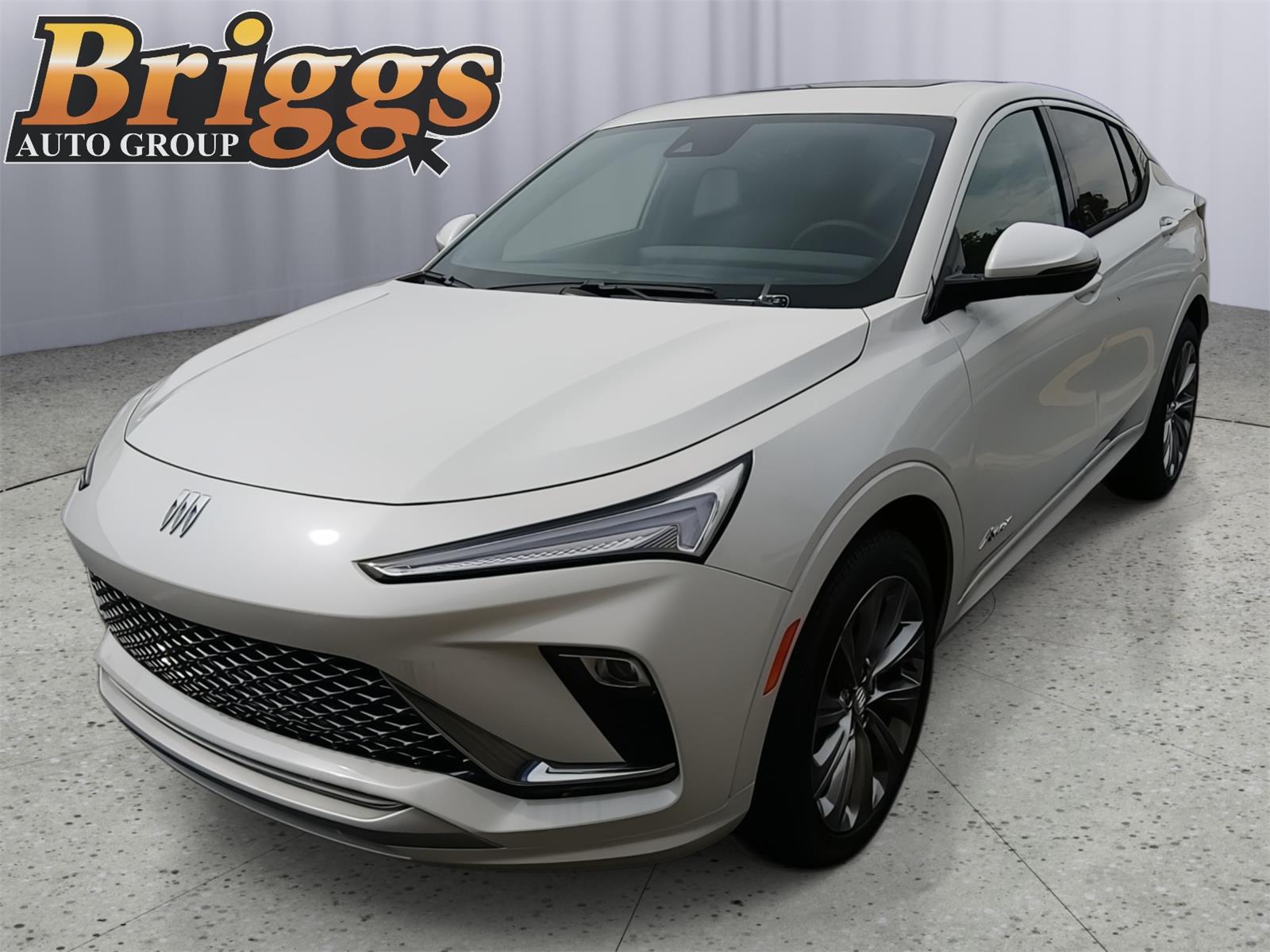 White Frost Tricoat 2026 Buick Envista Avenir FWD SUV / Crossover Front-Wheel Drive 6-Speed Automatic