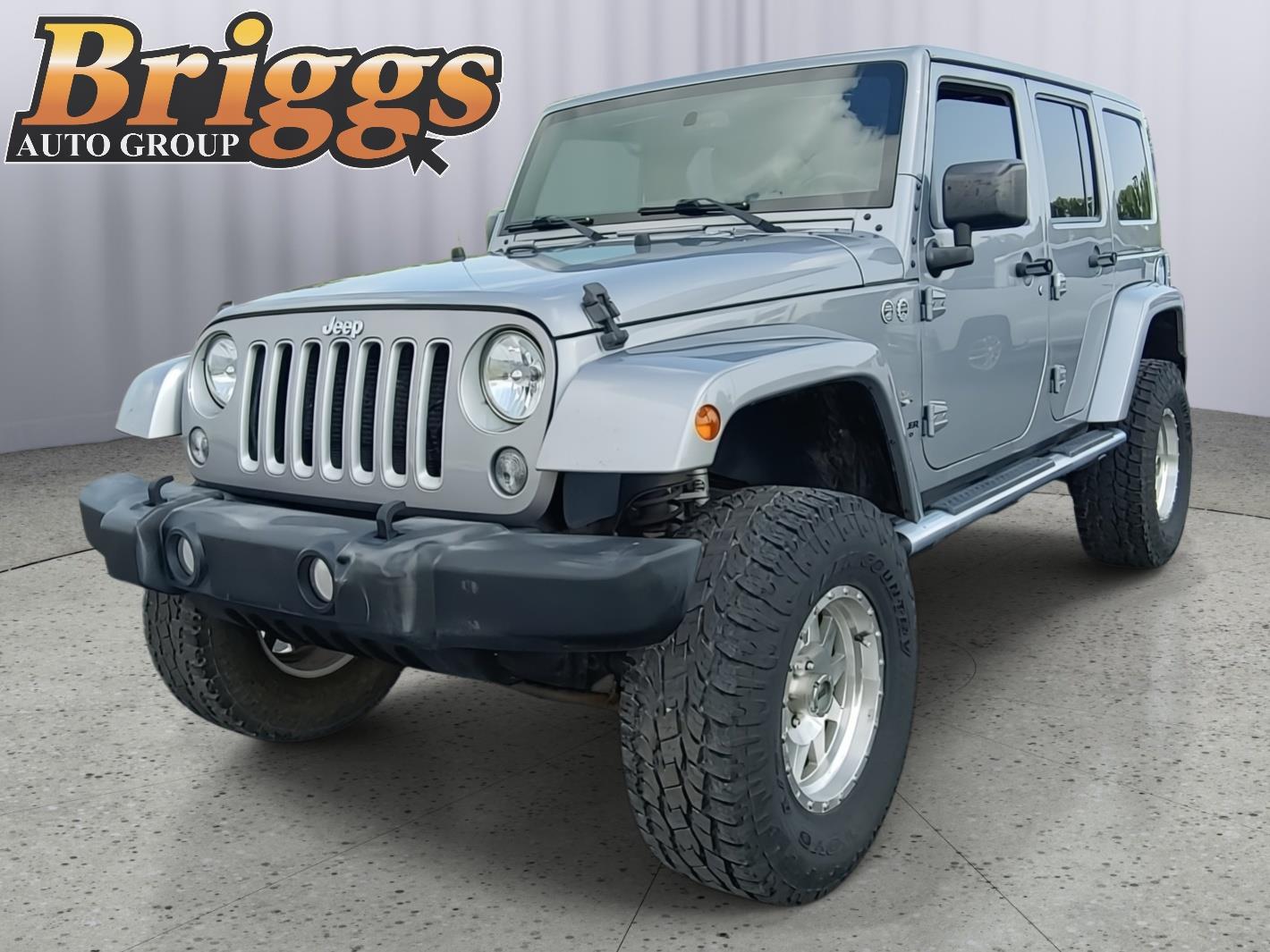 Billet Silver Metallic Clearcoat 2016 Jeep Wrangler Unlimited Sahara 4WD SUV / Crossover Four-Wheel Drive 5-Speed Automatic