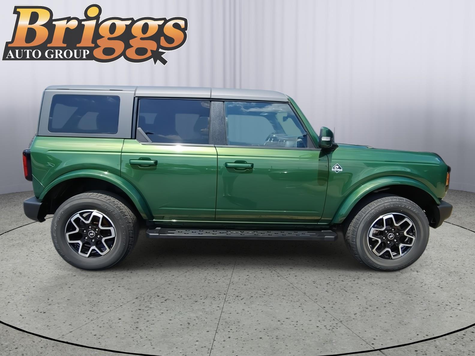 View vehicle photo 6