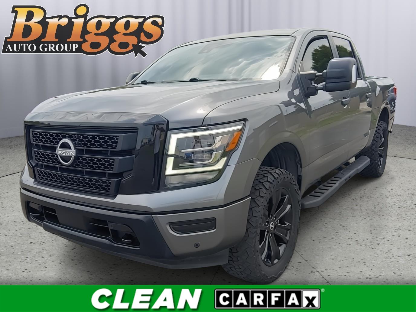 2023 Nissan Titan SV Crew Cab RWD
