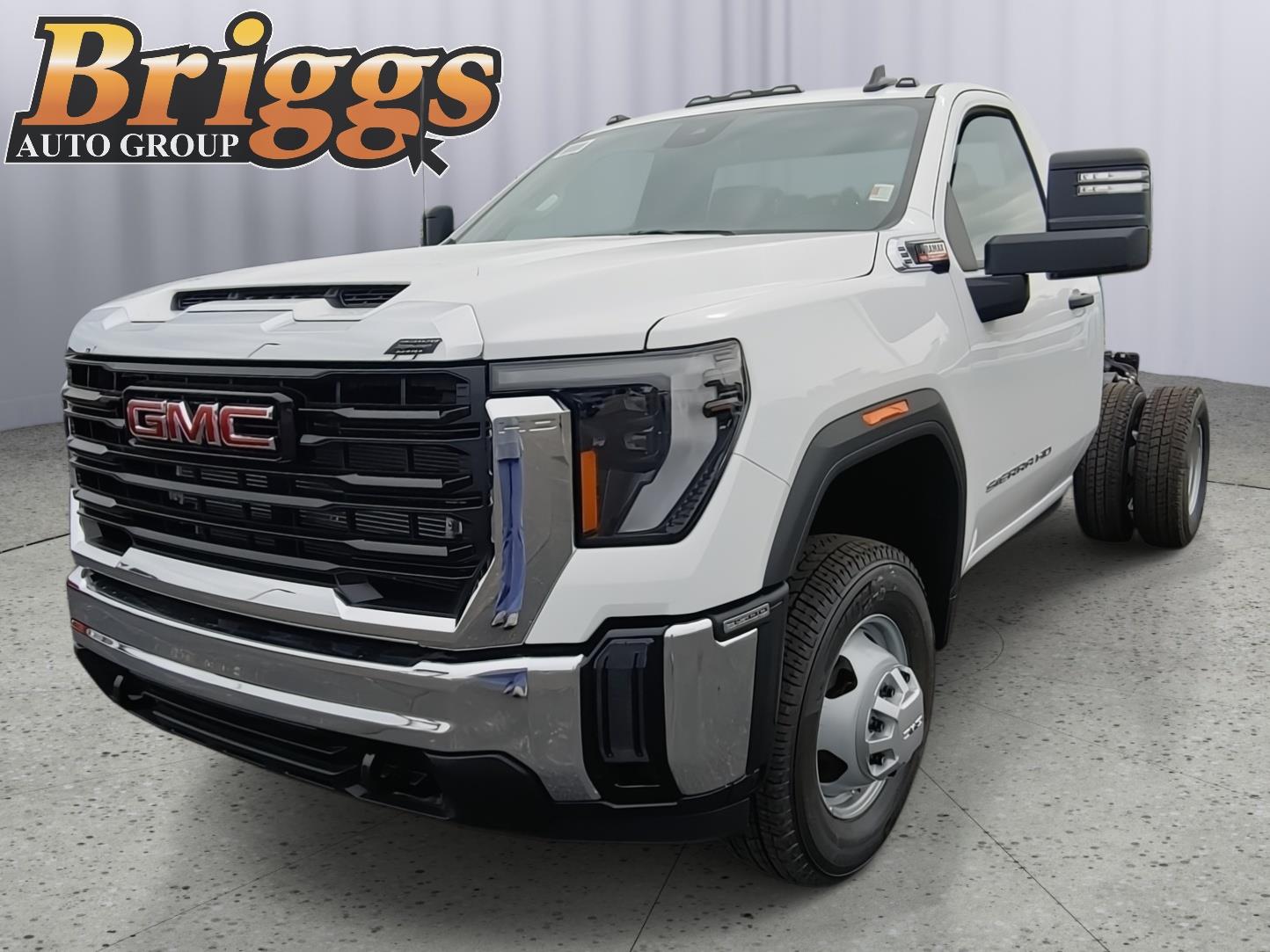 Summit White 2026 GMC Sierra 3500HD Chassis Pickup Truck Four-Wheel Drive Automatic