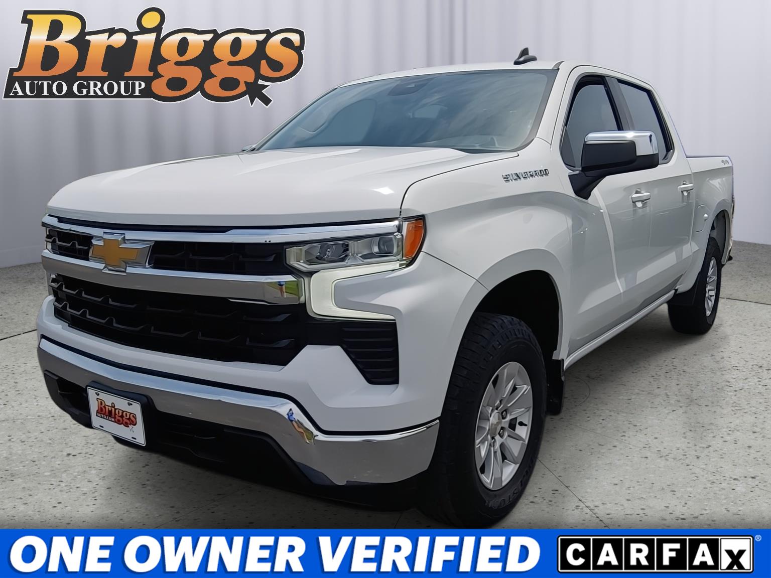 Summit White 2023 Chevrolet Silverado 1500 Pickup Truck Four-Wheel Drive Automatic