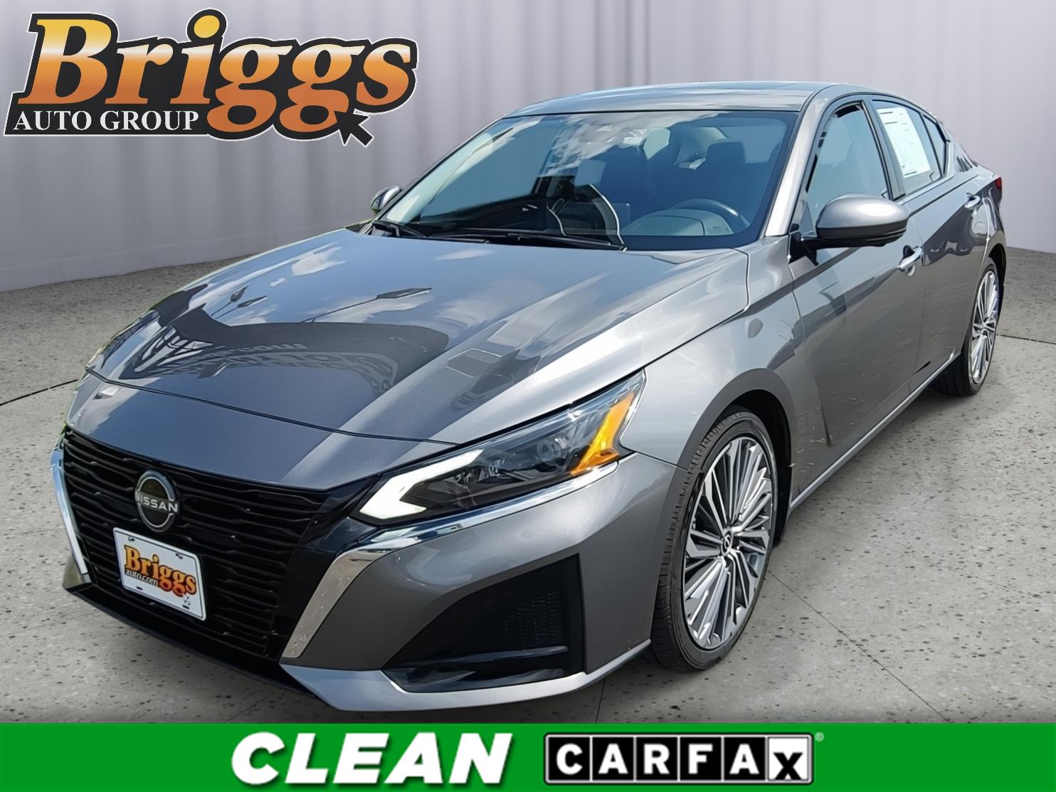 Gray (Gun Metallic) 2023 Nissan Altima Sedan Front-Wheel Drive Continuously Variable Transmission