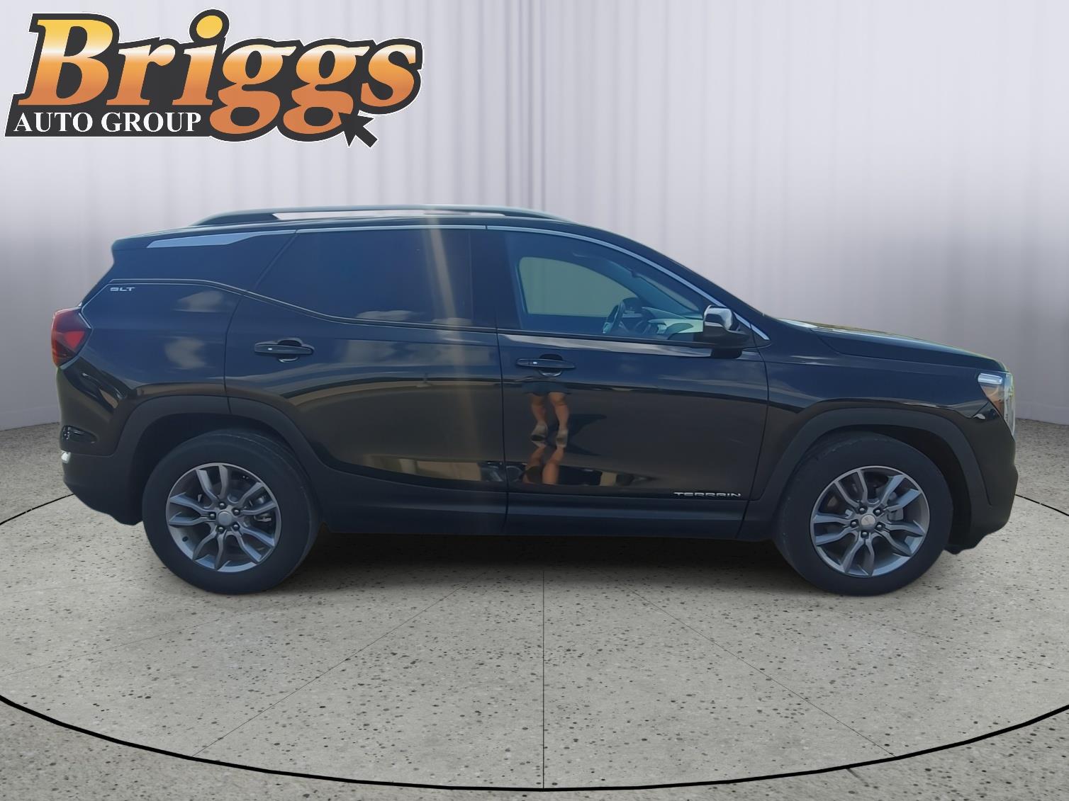 View vehicle photo 6