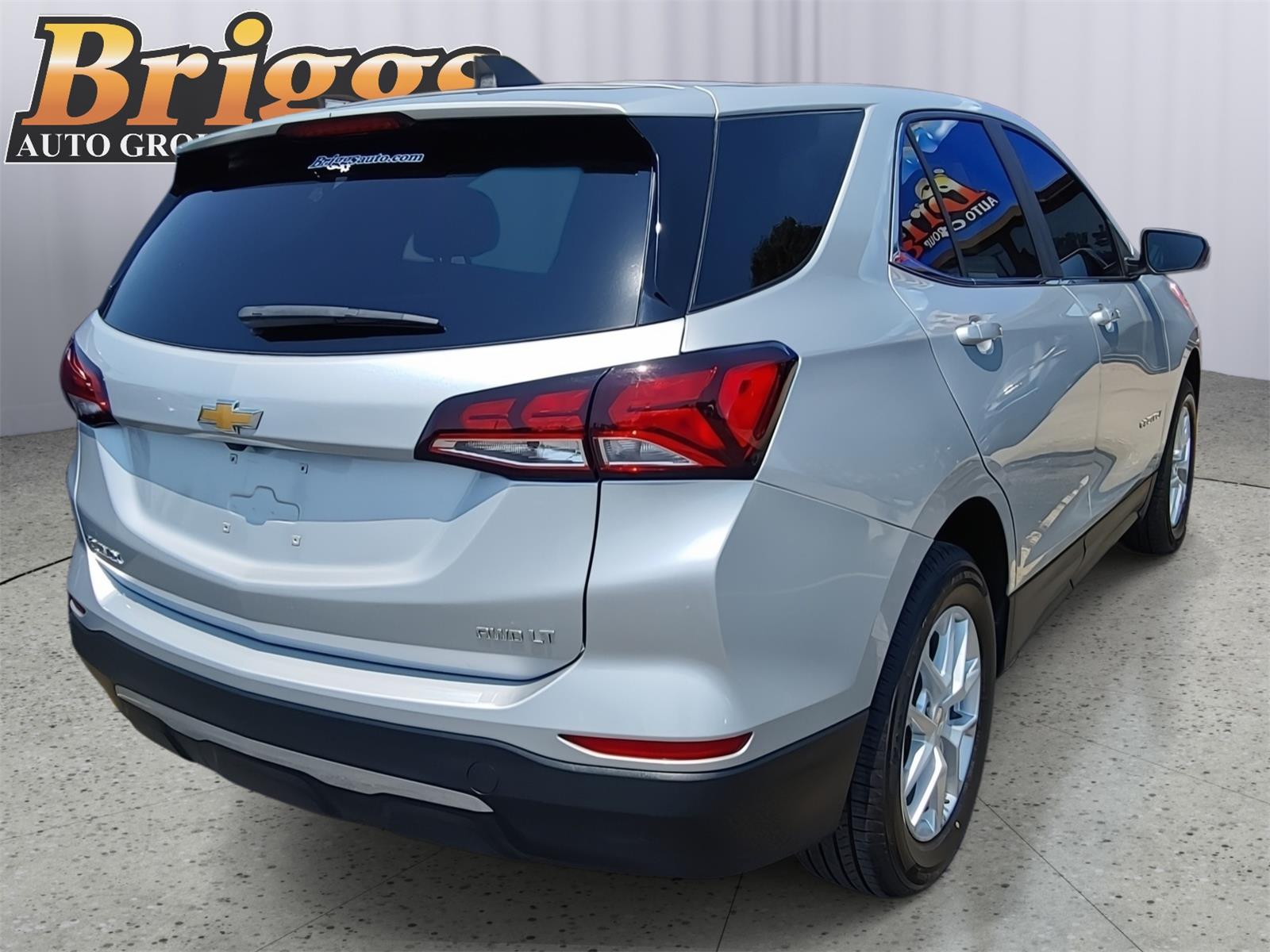 View vehicle photo 7