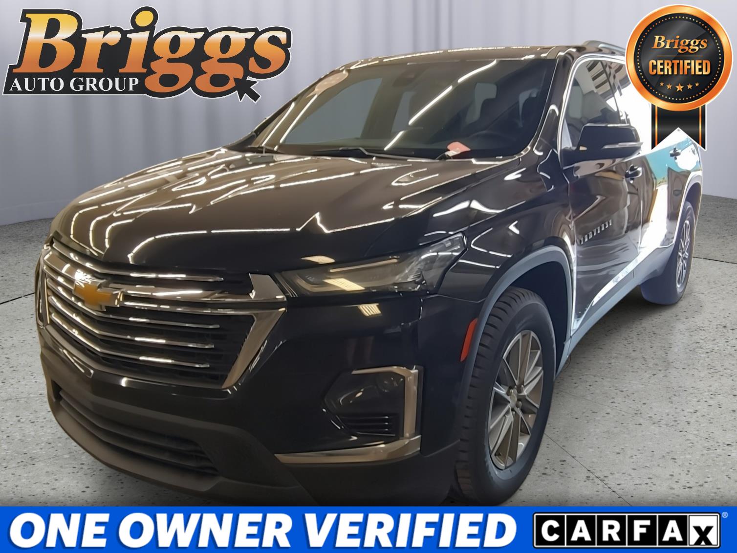 Mosaic Black Metallic 2023 Chevrolet Traverse SUV / Crossover Front-Wheel Drive 9-Speed Automatic