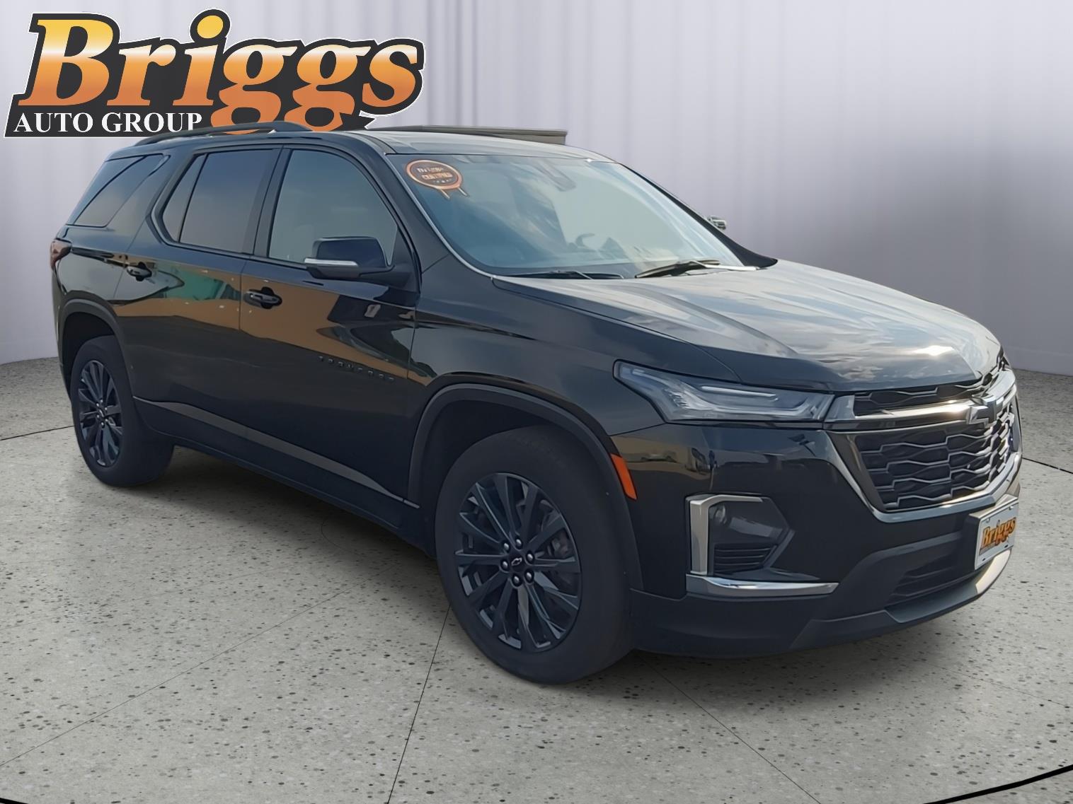 View vehicle photo 4