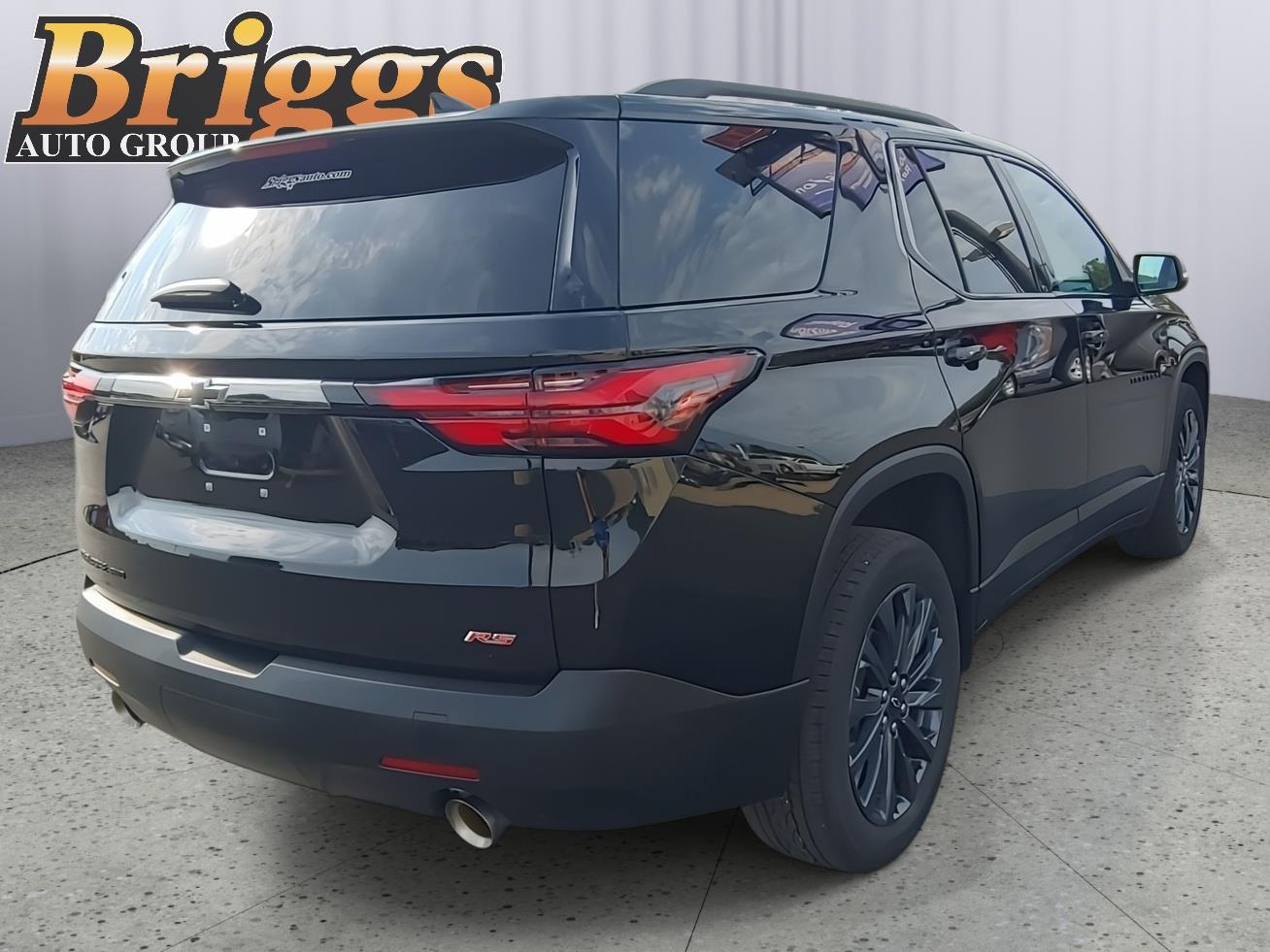 View vehicle photo 6