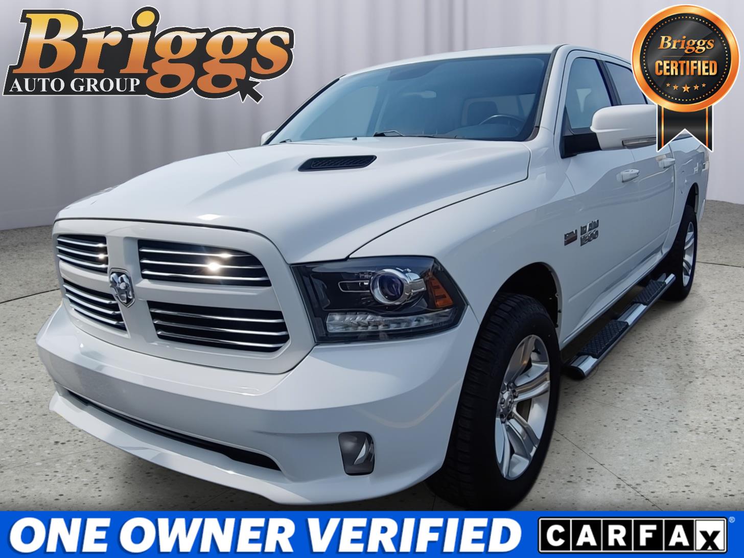 Bright White 2017 RAM 1500 Pickup Truck Four-Wheel Drive 8-Speed Automatic