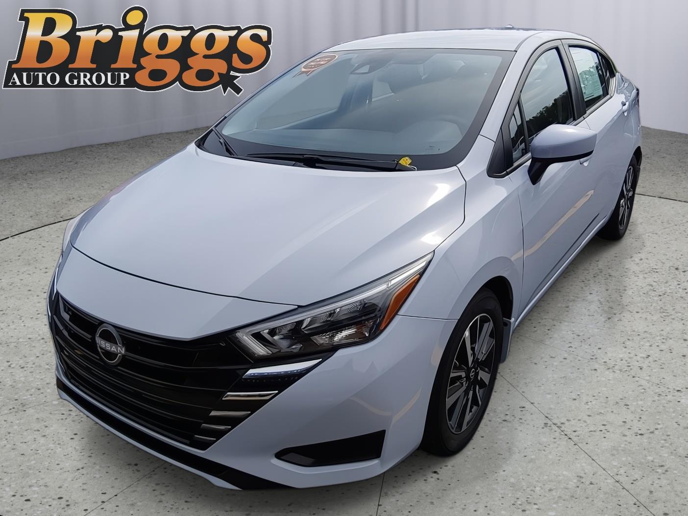 2025 Nissan Versa SV FWD