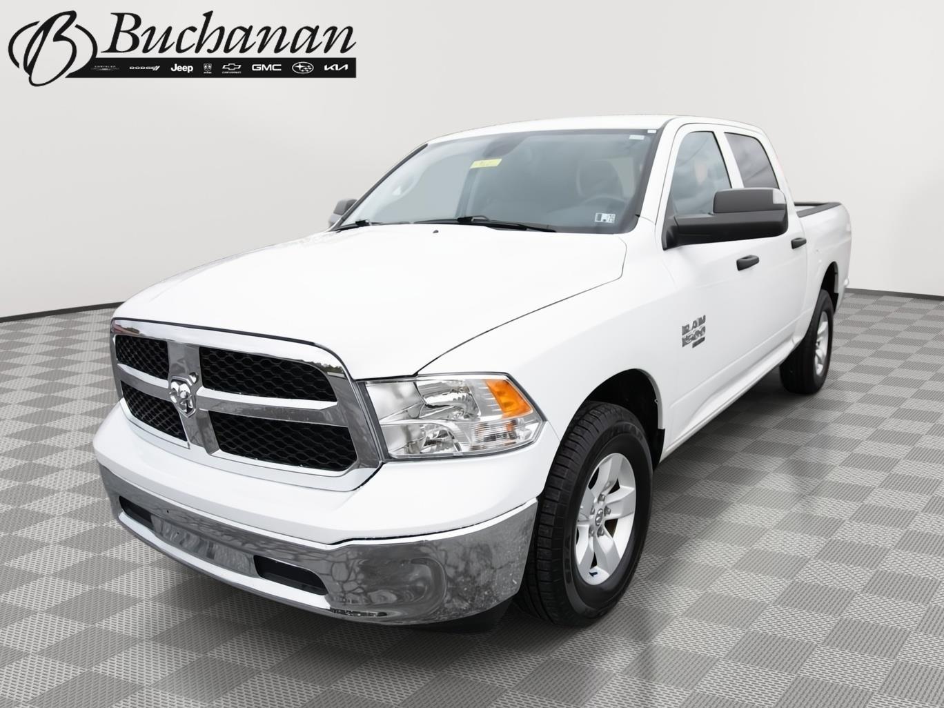 2023 RAM 1500 Classic SLT Crew Cab 4WD