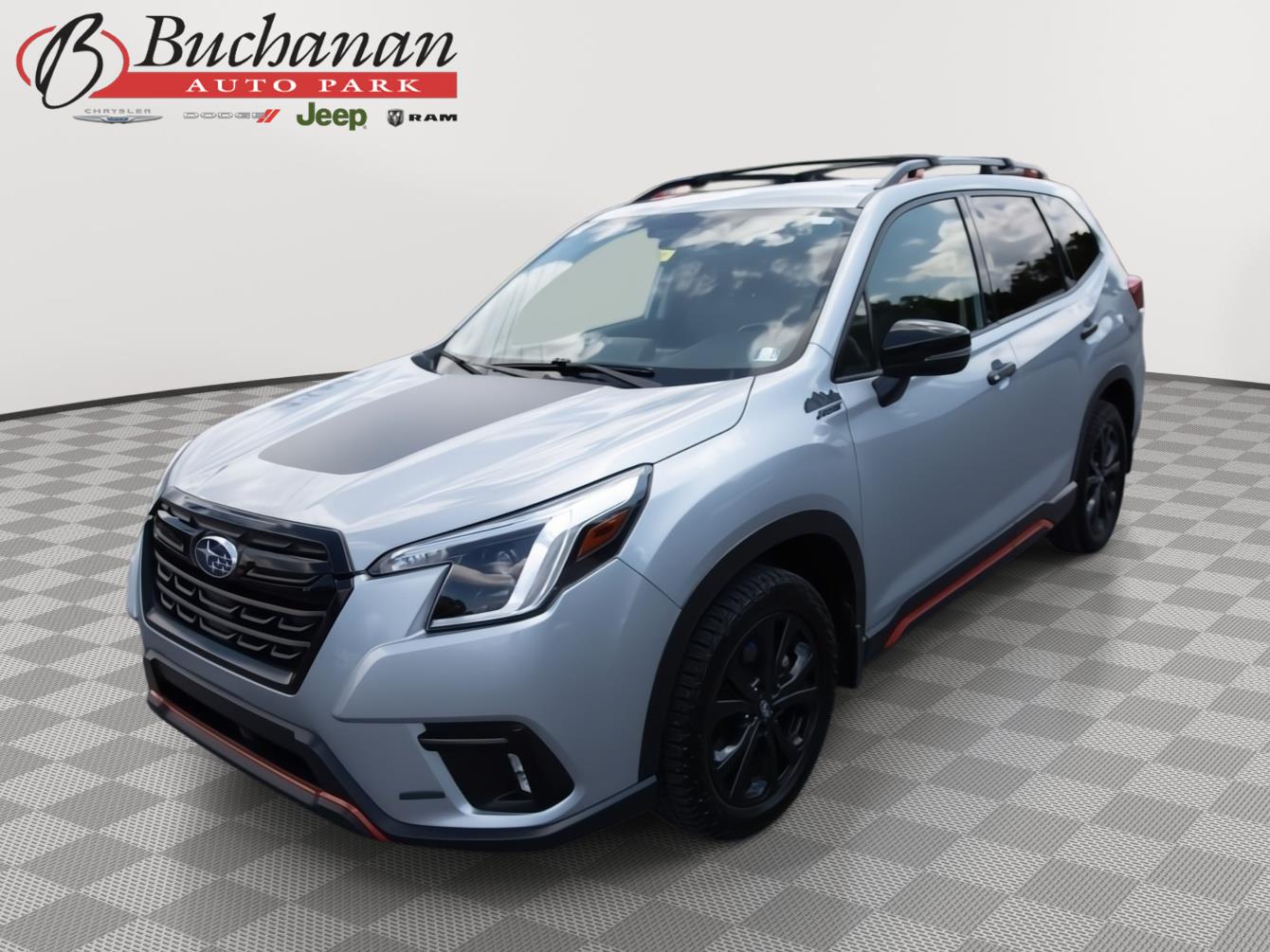 2024 Subaru Forester Plata (Ice Silver Metallic) SUV/Crossover Tracción en las cuatro ruedas Transmisión variable continua